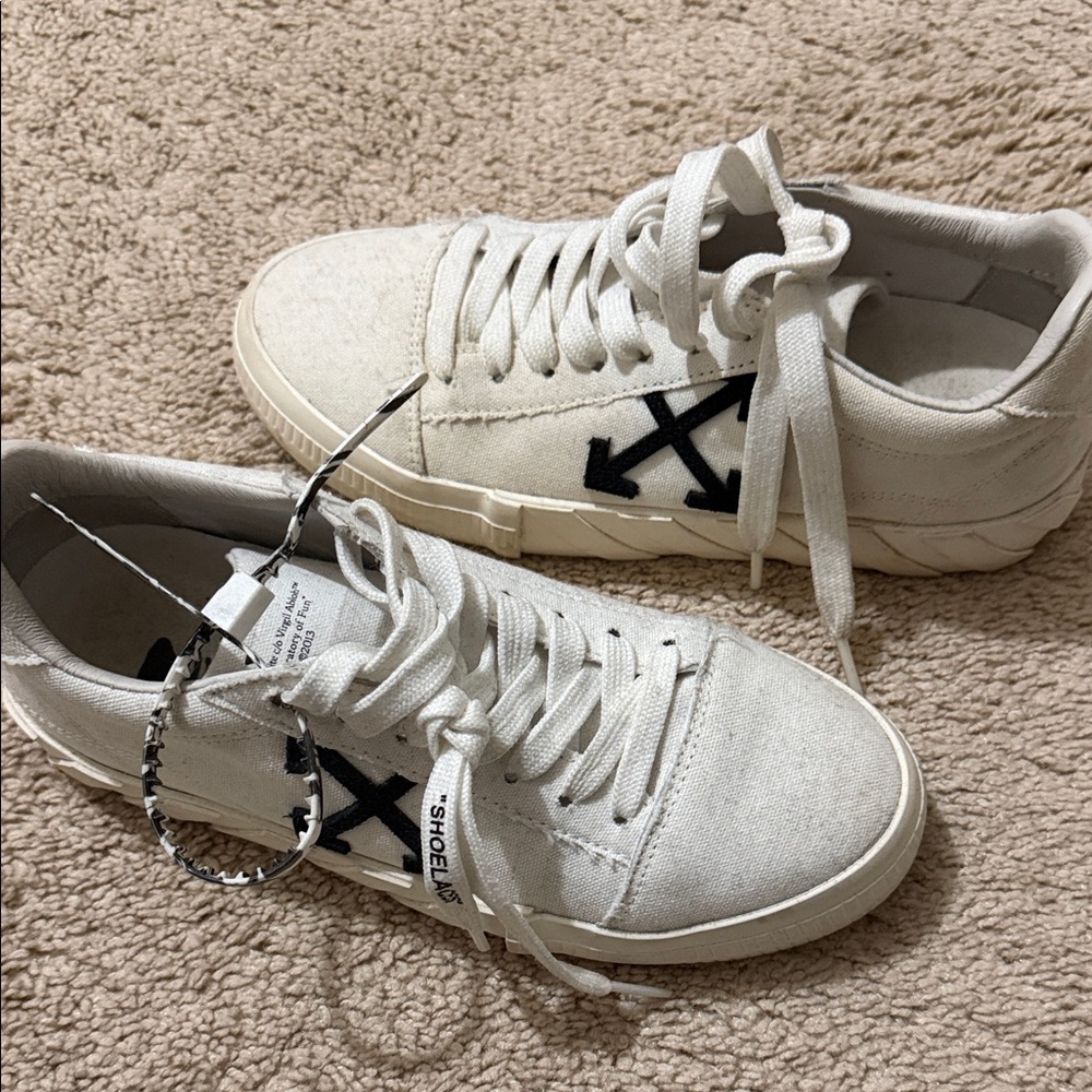 Off-White Cream and Black Women's Sneakers